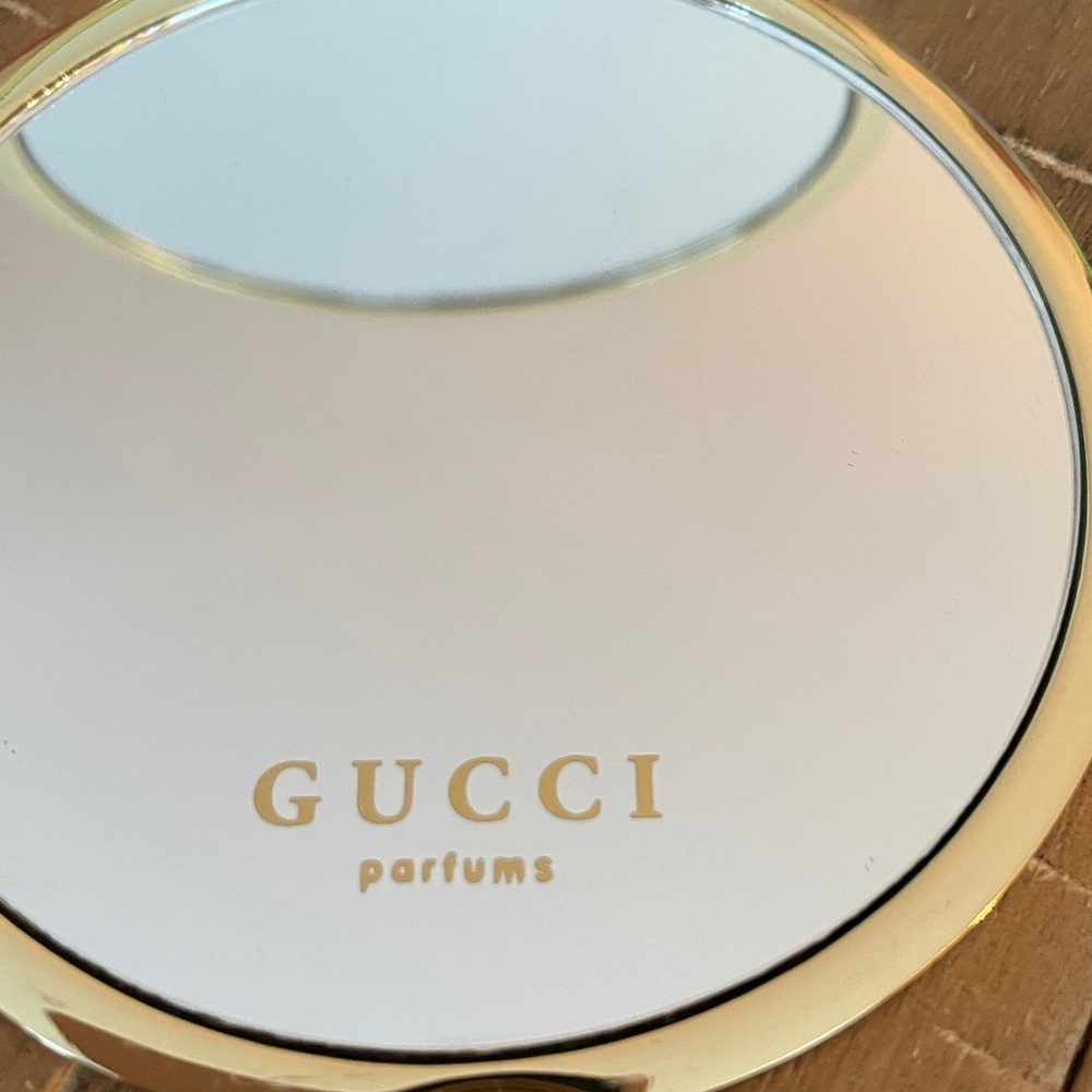 GUCCI ~ NWT Gold Mirror w Box - Picture 2 of 4
